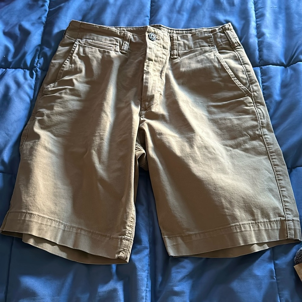 Tan/khaki American eagle ahorts